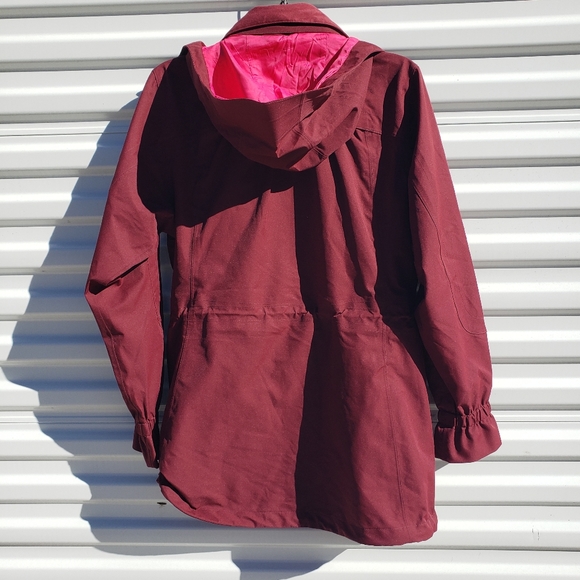 REI E1 Elements long bugandy rain coat - Picture 8 of 13